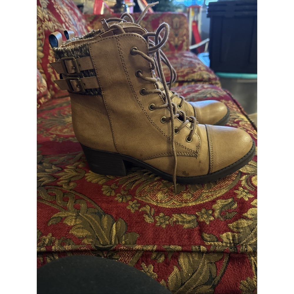 Women'sRampage Brown Chunky Heel Hiking Boots Size 8